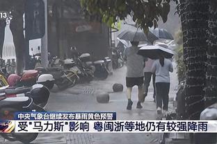 当湖人球员什么体验？来体验下和浓眉一起跑出球员通道？